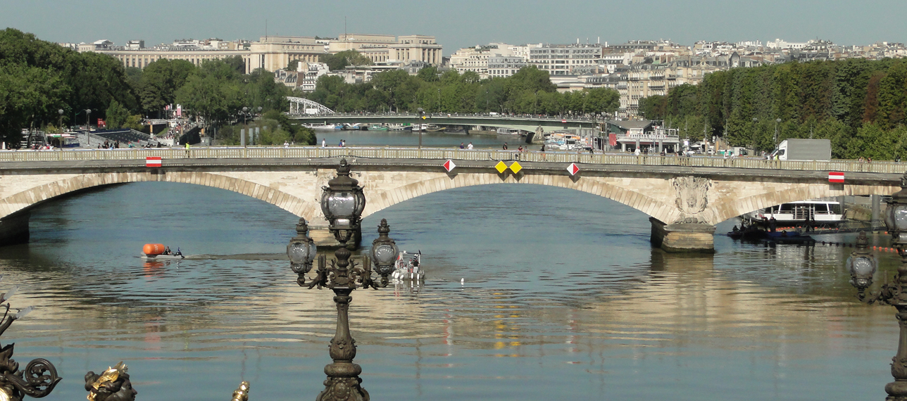 The Long Tradition of Swimming in the Seine | International Society of ...